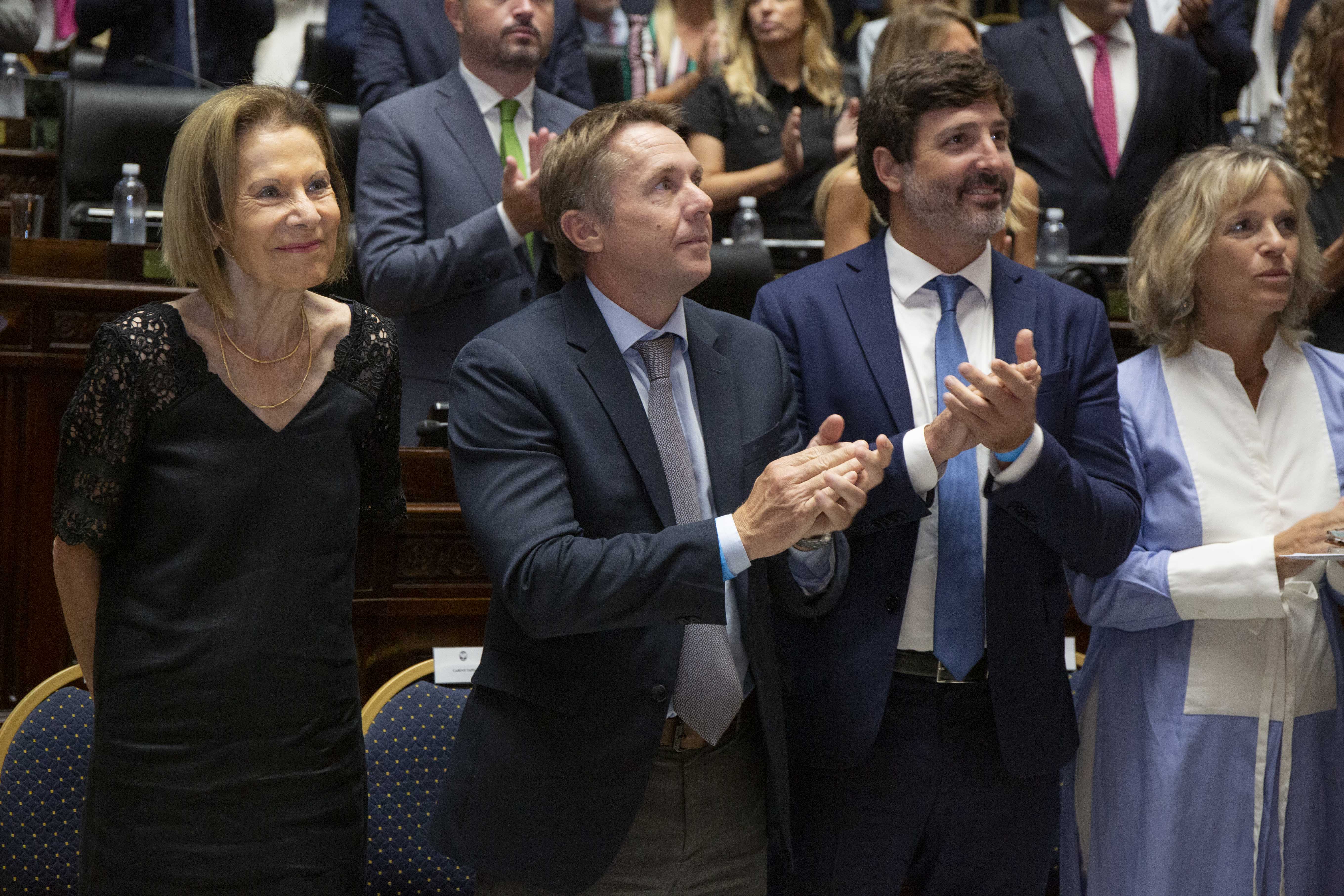 La presidente del Tribunal Superior, Inés M. Weinberg junto al ministro de Justicia de la Ciudad el Dr. Gabino Tapia.