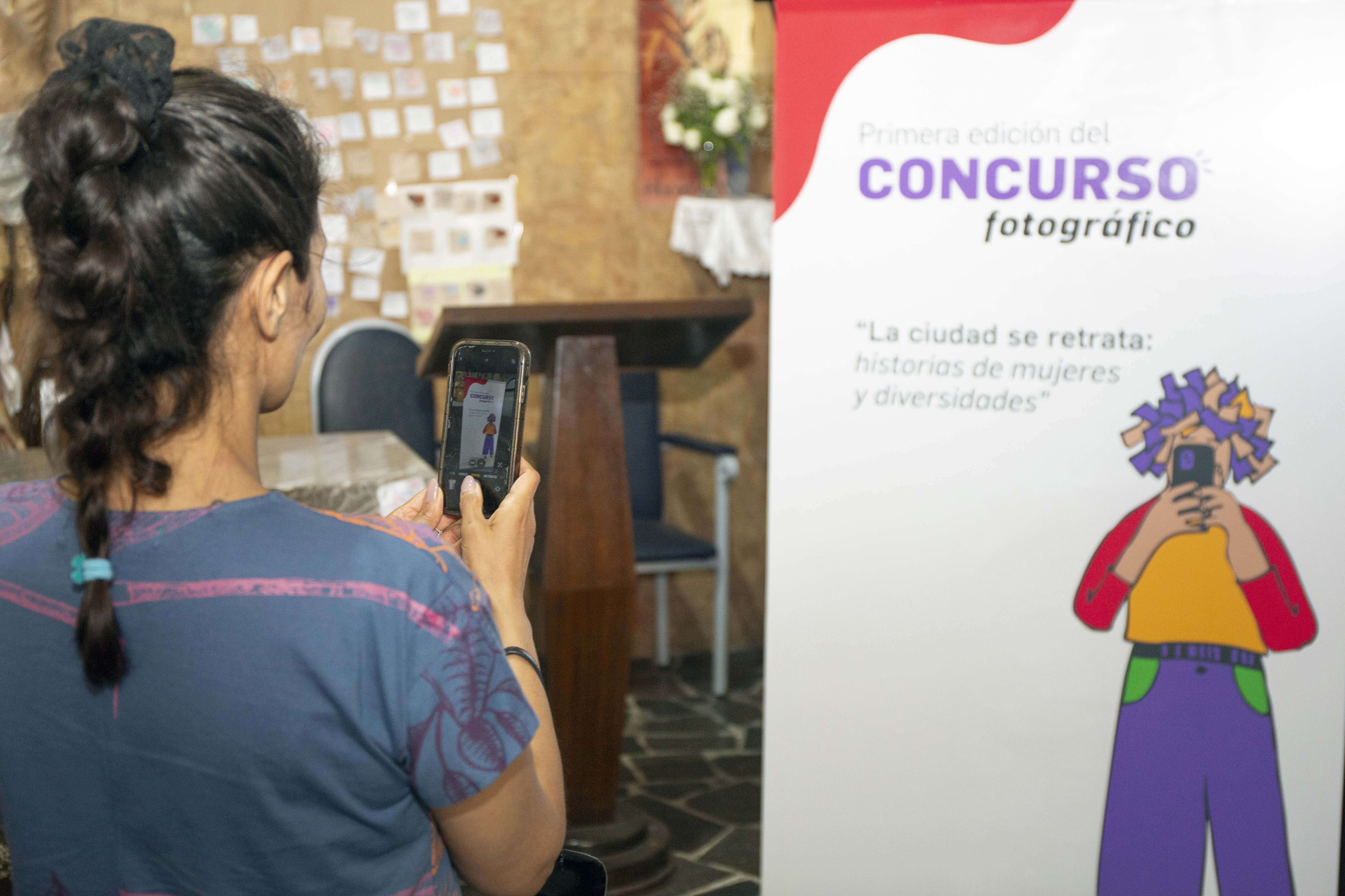 Afiche ilustrativo del concurso