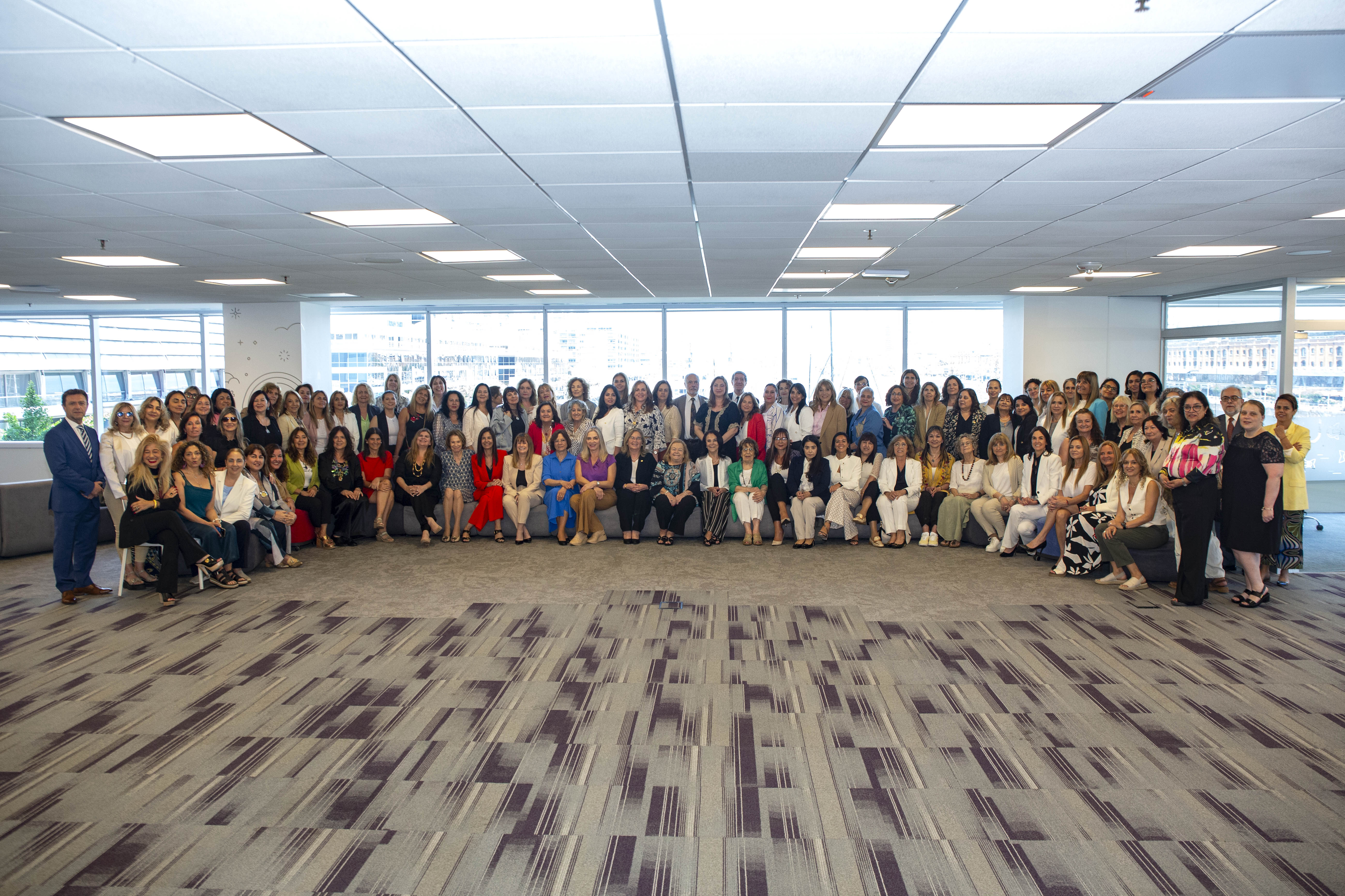 Participantes en la jornada de capacitación de la Asociación de Mujeres Jueces de Argentina.
