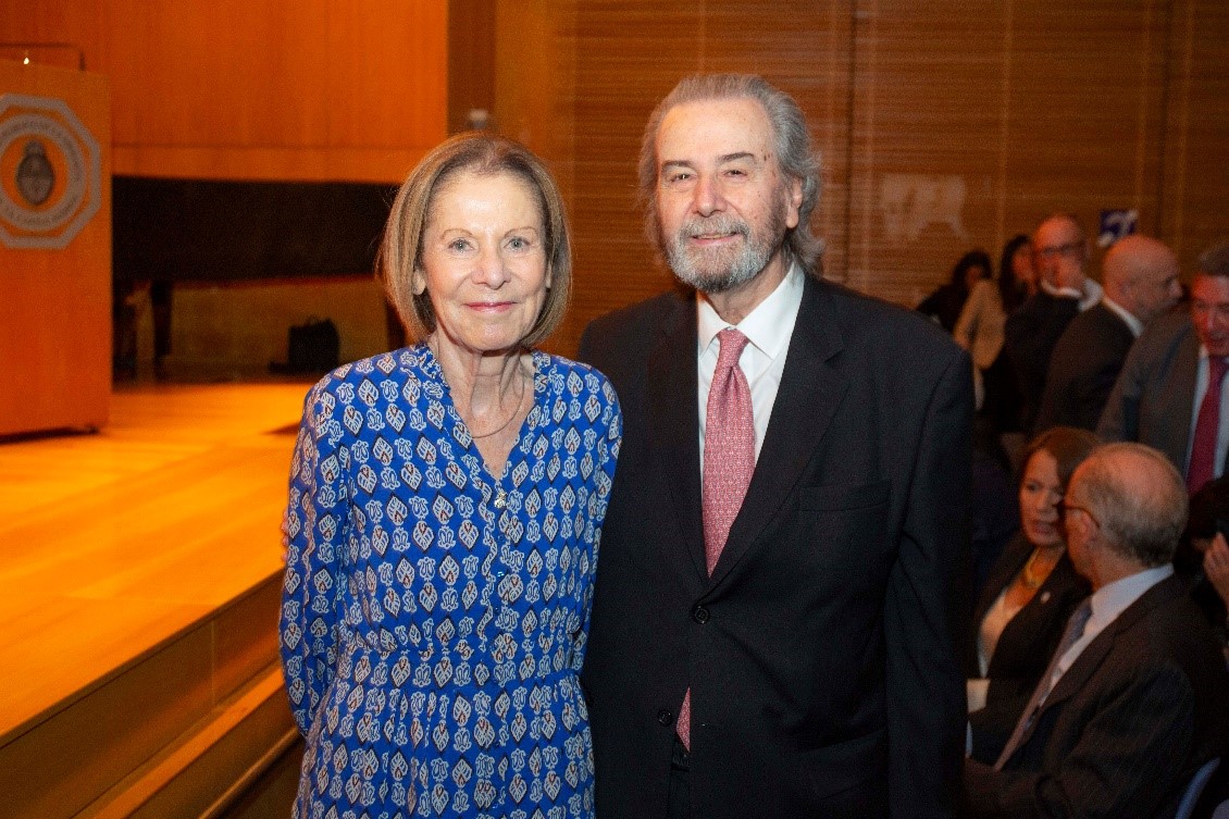 La presidente del Tribunal Superior de Justicia de la Ciudad Autónoma de Buenos Aires Inés M. Weinberg junto al juez de la Corte Suprema de Justicia de la Nación Juan Carlos Maqueda.