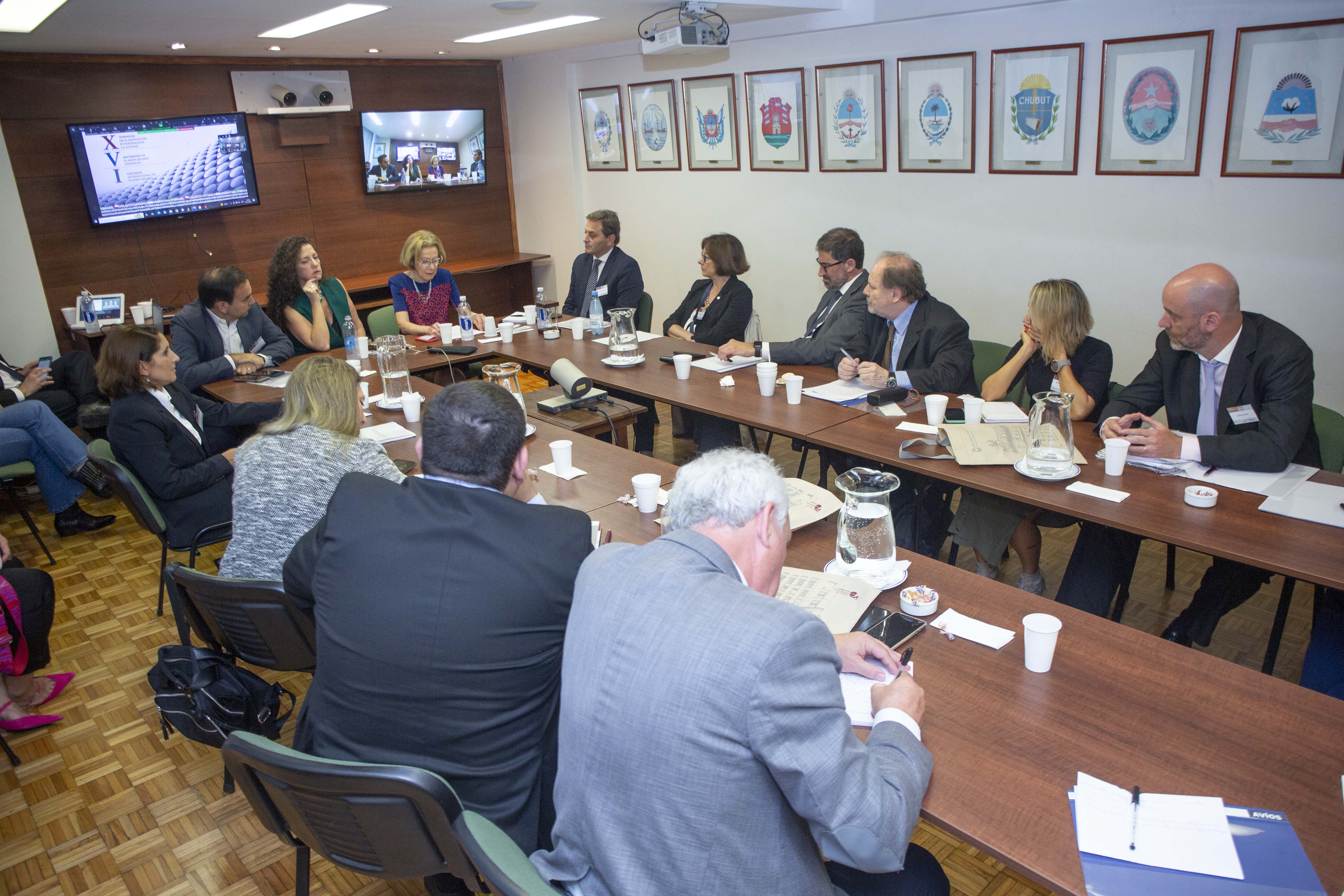 La jueza Inés Weinberg al momento de su exposición