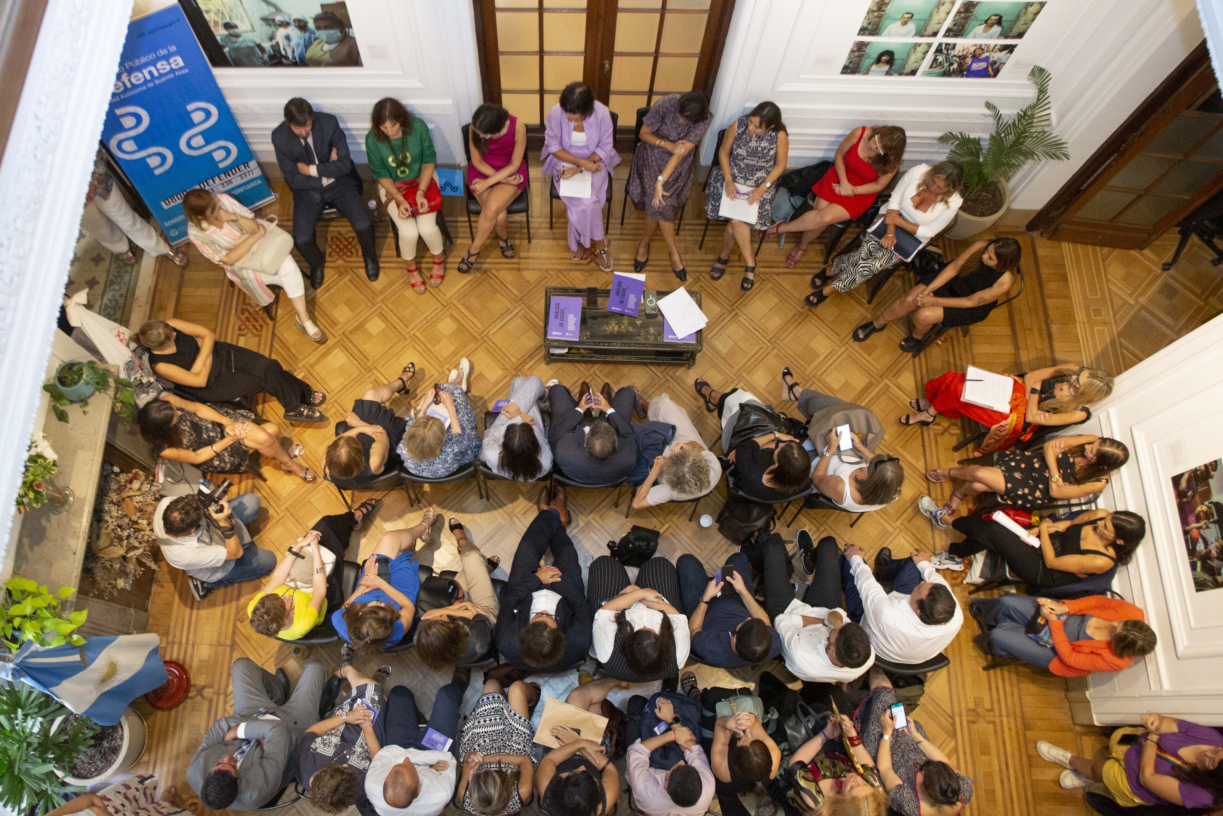 Presentación del libro Análisis de Casos. Mujeres Acusadas: Defensa penal pública con perspectiva de género en la Ciudad Autónoma de Buenos Aires.
