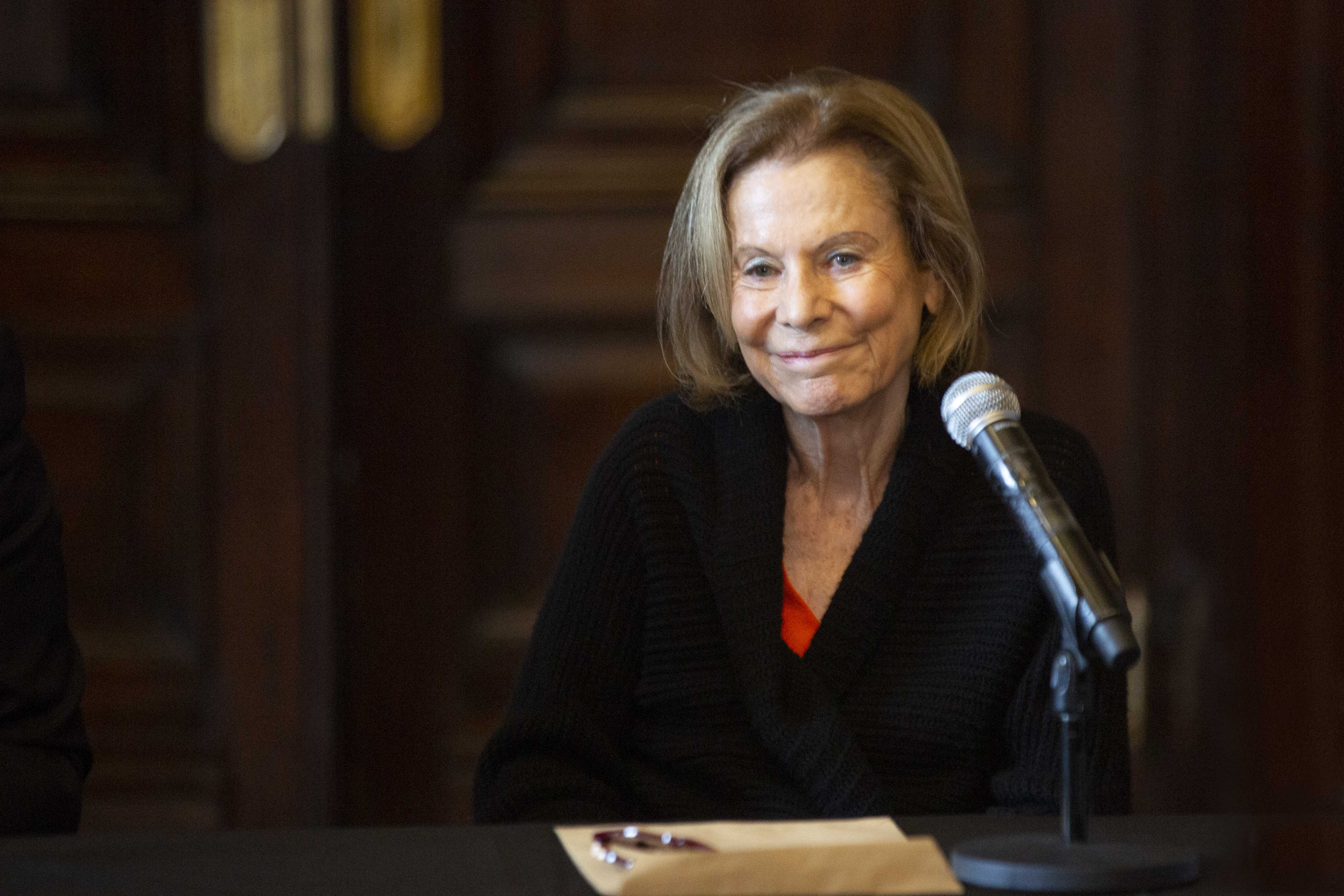 La Dra. Inés M. Weinberg al momento de brindar la Conferencia.