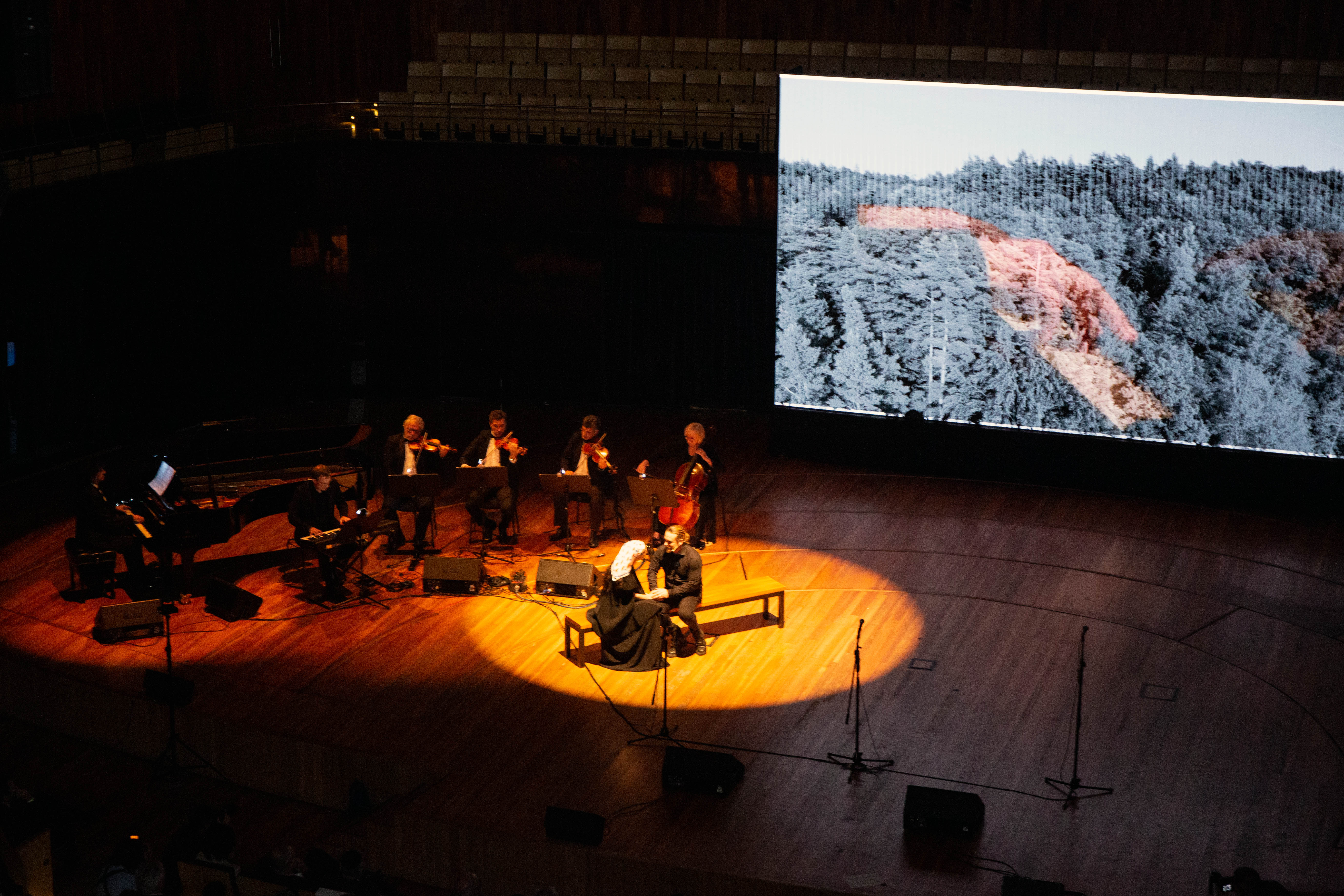 El acto contó con intervenciones artísticas.