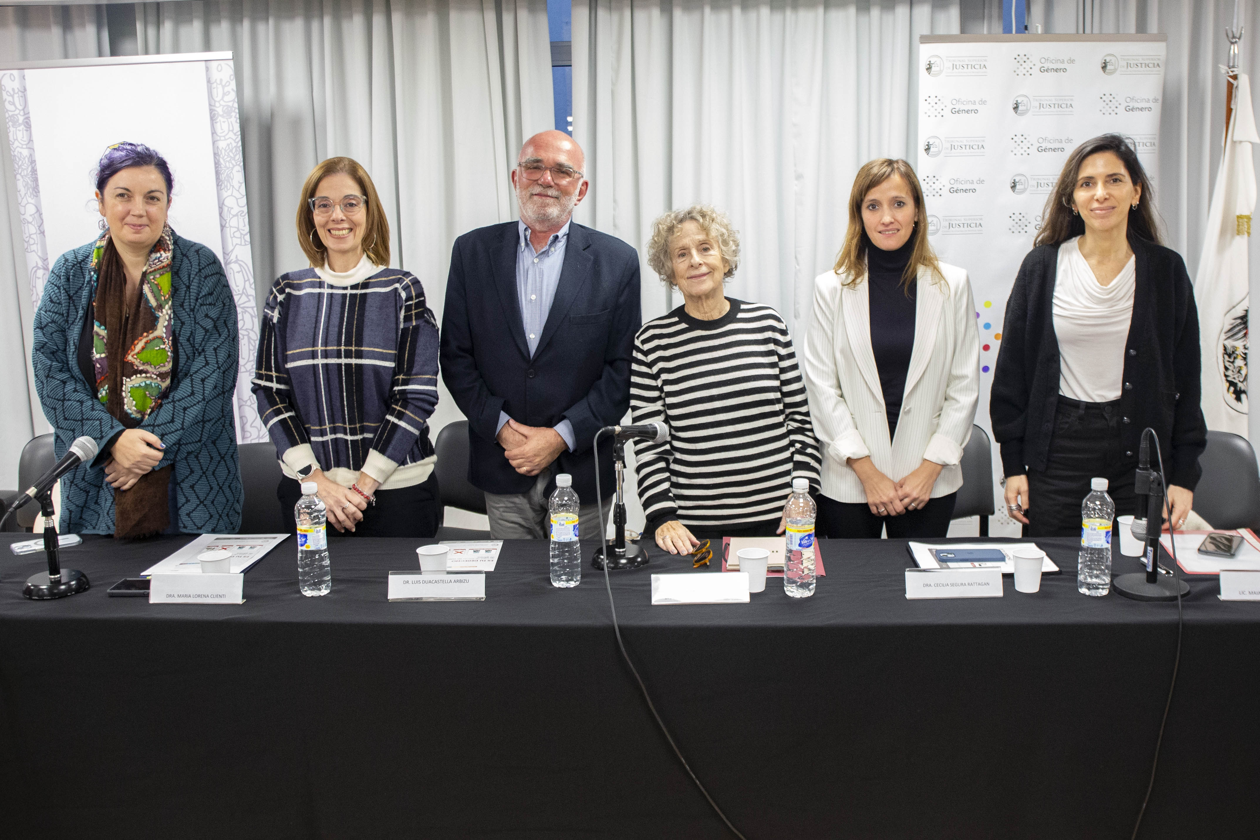 Panel del acto de lanzamiento de la campaña &quot;Entornos laborales libres de violencias de género y acoso&quot;