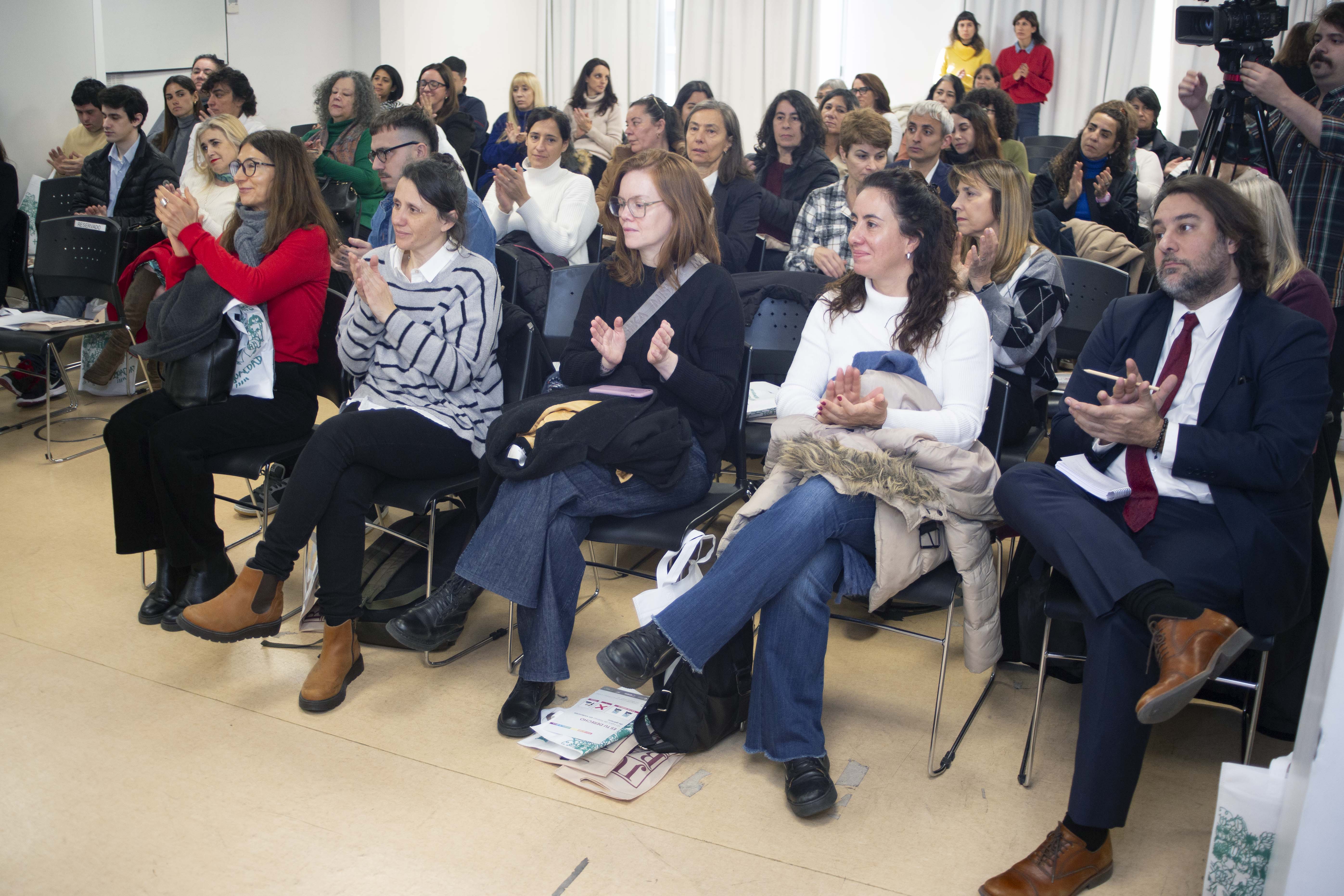Auditorio en el acto de lanzamiento de la campaña &quot;Entornos laborales libres de violencias de género y acoso&quot;