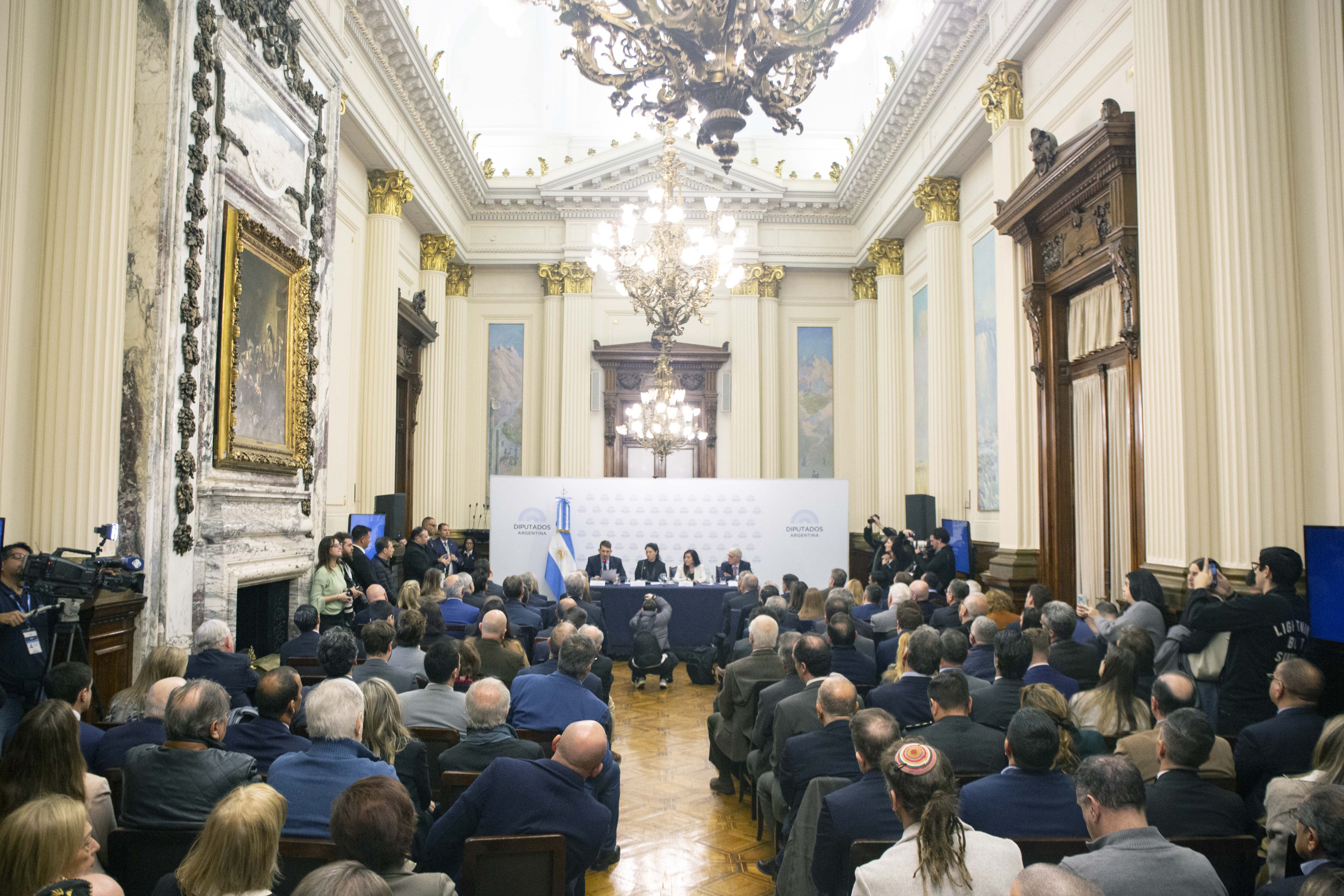 El TSJ participó del acto en memoria del atentado a la AMIA realizado en el Salón Delia Parodi de la Honorable Cámara de Diputados de la Nación