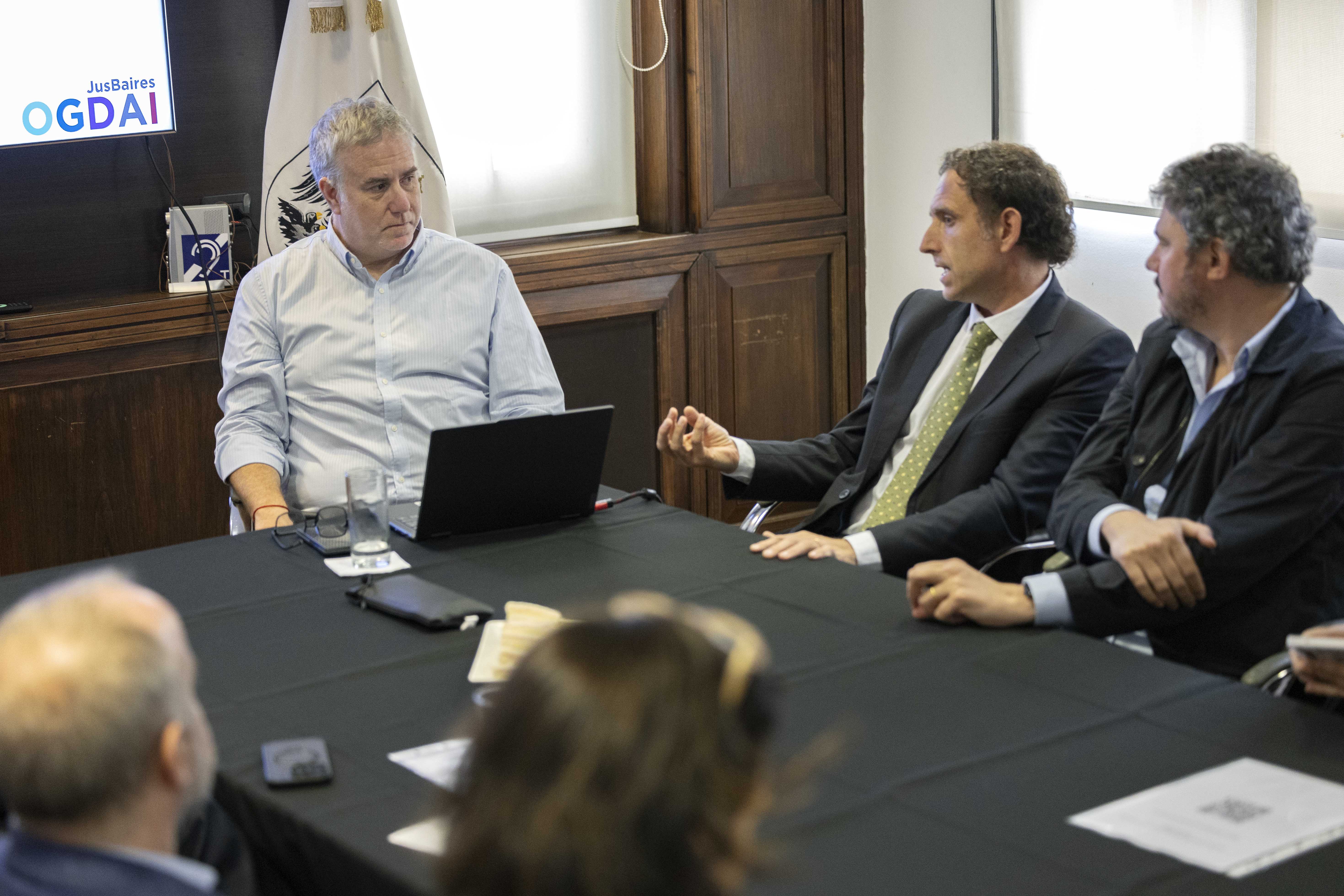 El secretario general de TSJ, Dr. Fermín Igarzabal, durante la presentación del Portal de Transparencia