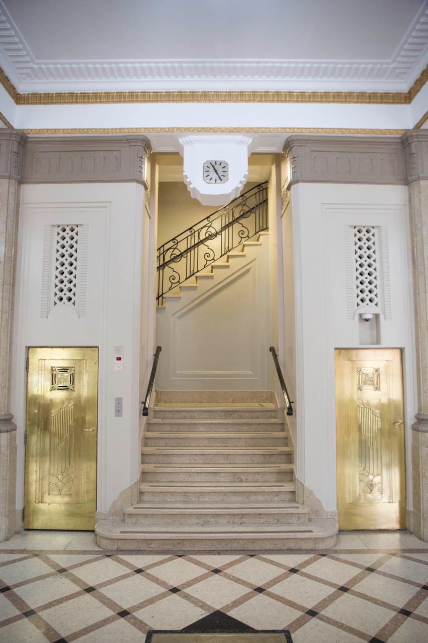 Detalles Art Decó del edificio ubicado en Cerrito 760